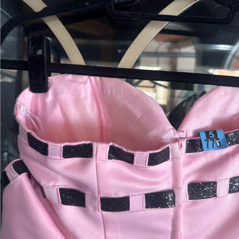 Terani Couture Strapless Pink Dress with Black Detailing - Picture 6 of 8